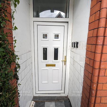 Inner-City Apartments - Basic Amenites Cardiff Zewnętrze zdjęcie