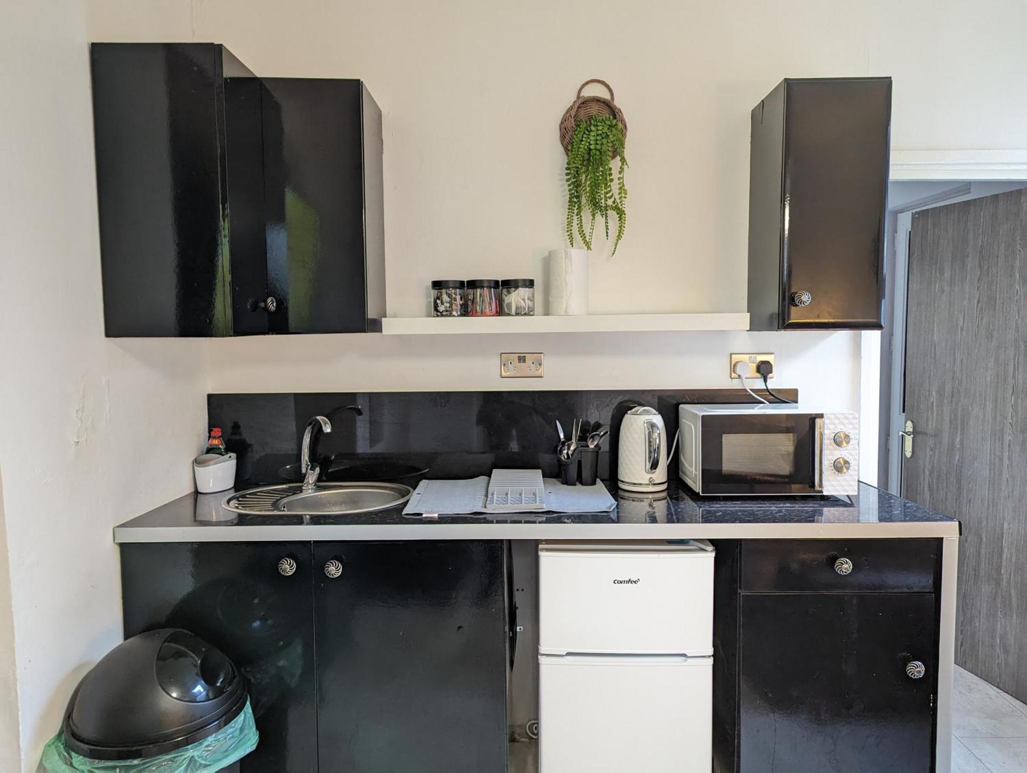 Inner-City Apartments - Basic Amenites Cardiff Zewnętrze zdjęcie