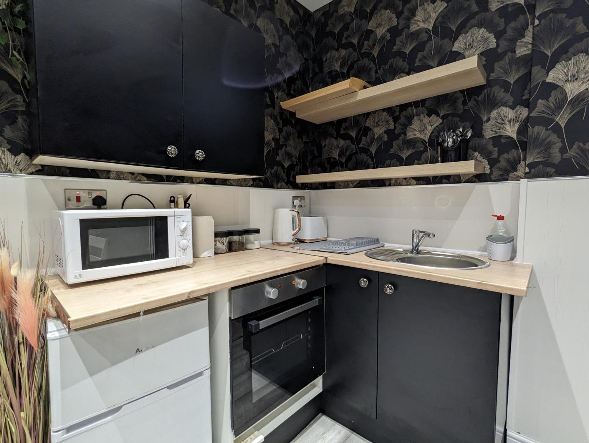 Inner-City Apartments - Basic Amenites Cardiff Zewnętrze zdjęcie