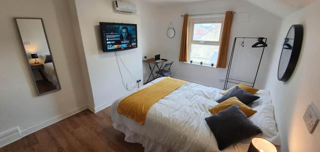 Inner-City Apartments - Basic Amenites Cardiff Zewnętrze zdjęcie